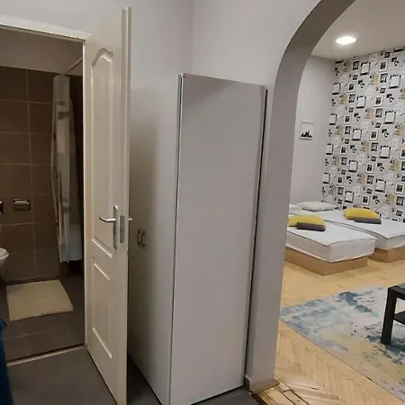 4 In The Party District *